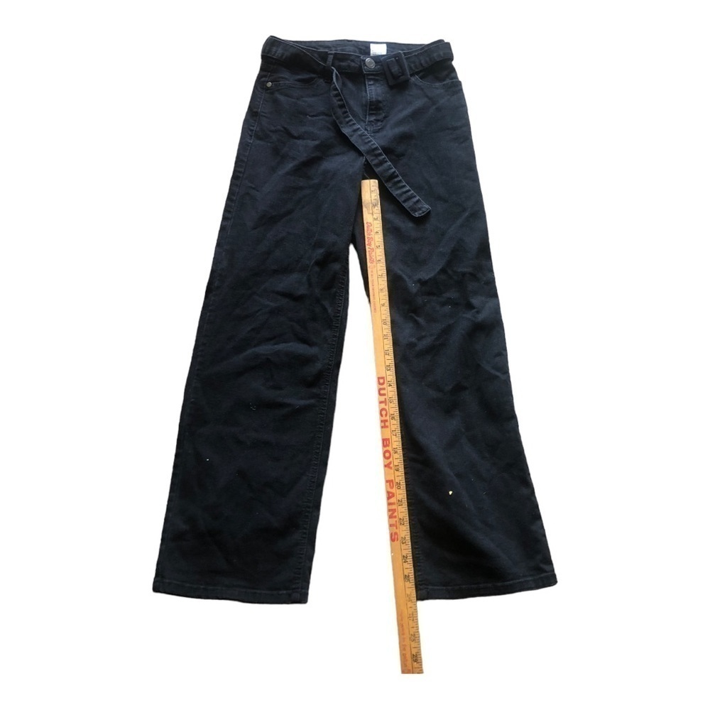 Women’s Black Dark Wash jeans Belted Size 2 in Excellent Used Condition